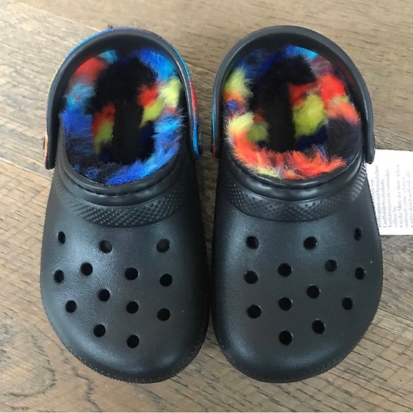 Crocs Youth Fuzzy Clogs - Picture 2 of 3